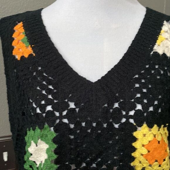 NWT Rebellion Open Crocheted Vest Black Grannycore Crop Top - Picture 5 of 10
